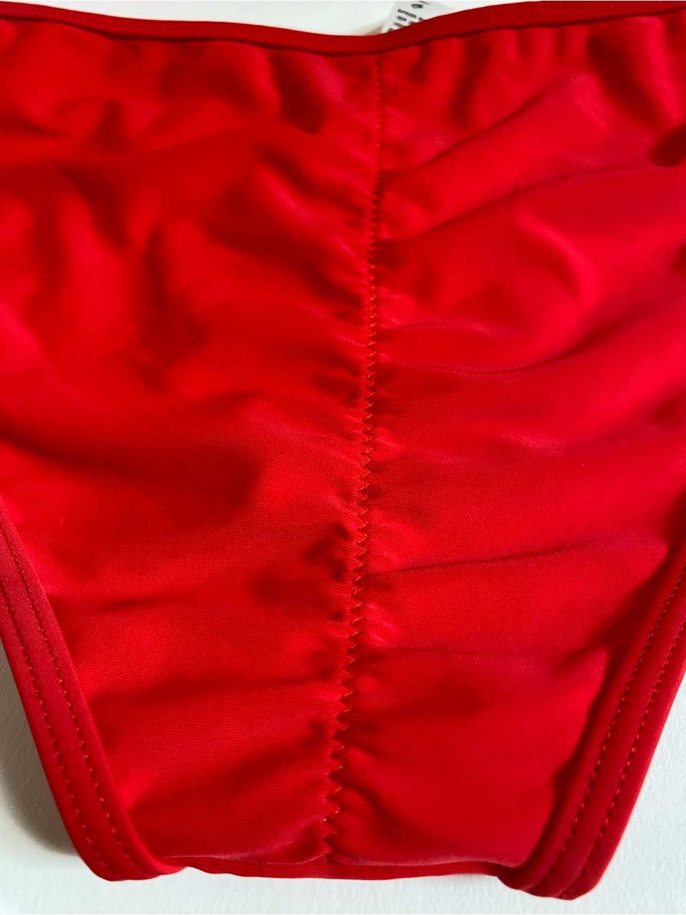 Suvimuga Red Triangle String Bikini Set Size L - Picture 11 of 12